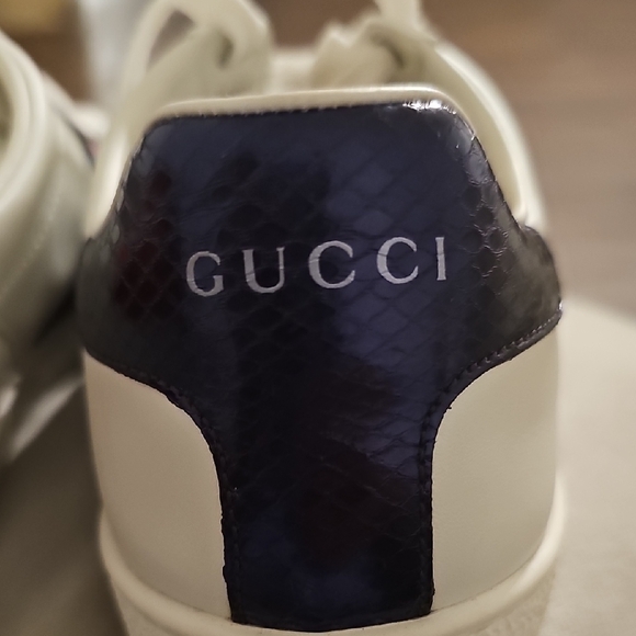 Preloved Gucci Ace Sneakers- Rhinestone Snake - Picture 5 of 9